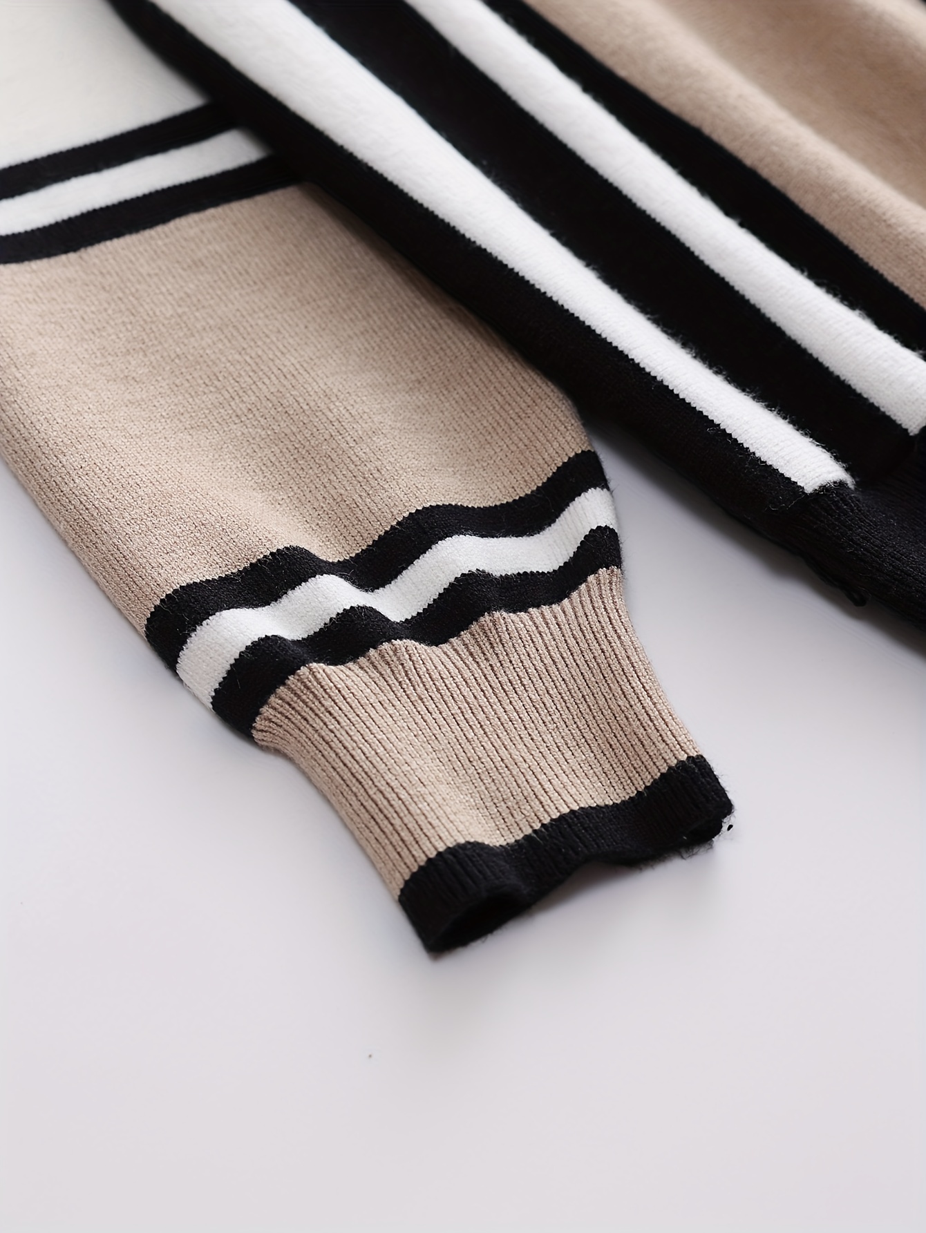 color block design chic sweater mens casual warm high stretch crew neck pullover sweater for fall winter details 11